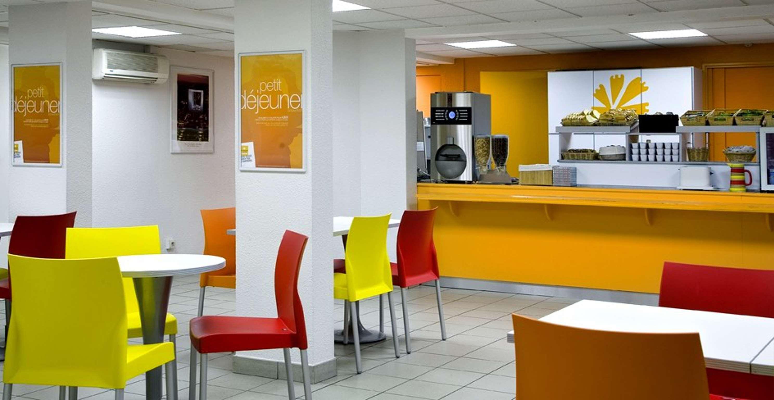 Premiere Classe Paris Ouest - Nanterre - La Defense Екстериор снимка