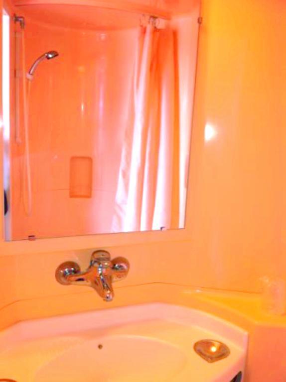Premiere Classe Paris Ouest - Nanterre - La Defense Екстериор снимка