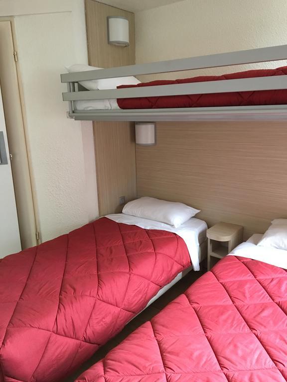 Premiere Classe Paris Ouest - Nanterre - La Defense Екстериор снимка