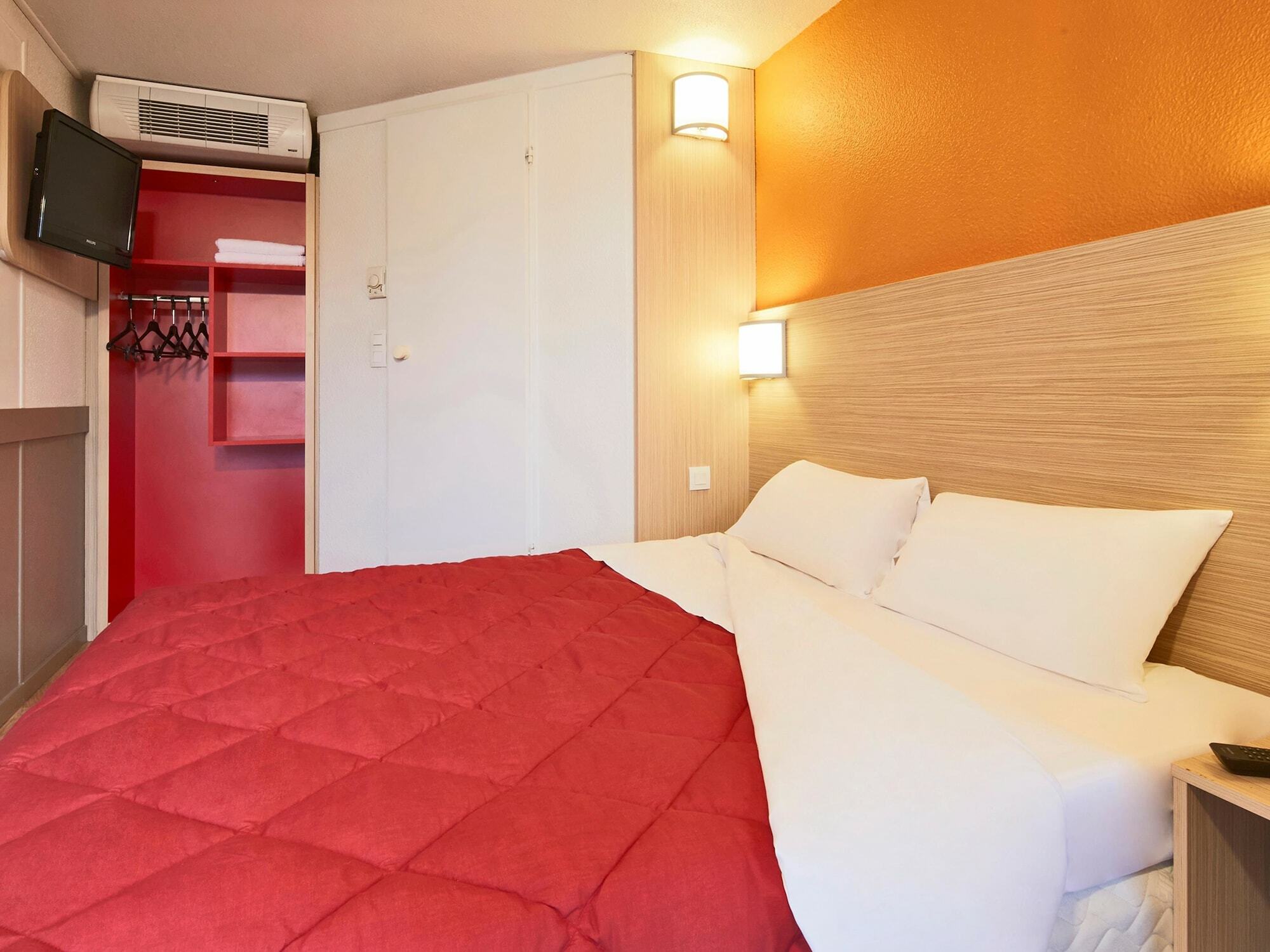 Premiere Classe Paris Ouest - Nanterre - La Defense Екстериор снимка