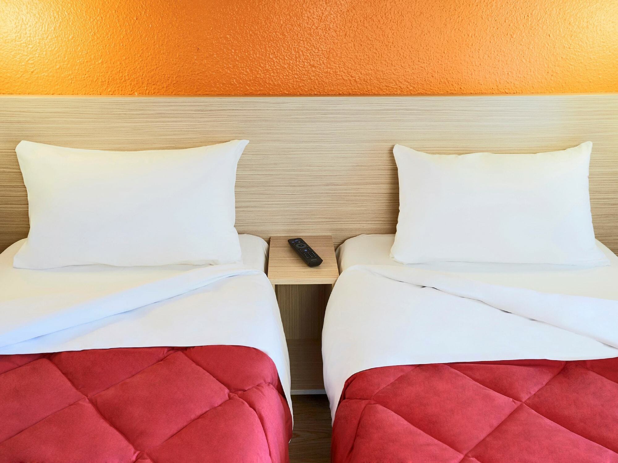 Premiere Classe Paris Ouest - Nanterre - La Defense Екстериор снимка